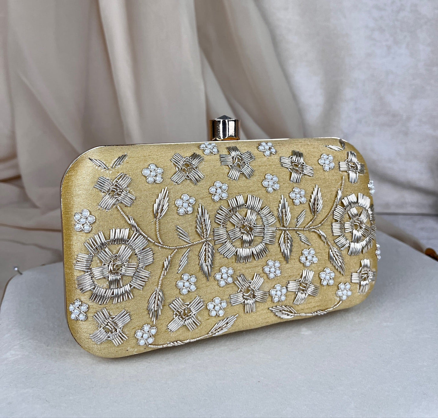 Embroidered Pearl Flower Clutch