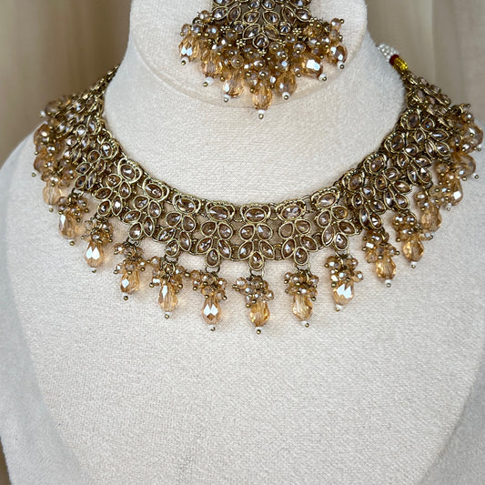 Necklace Set w/Earrings & Tikka