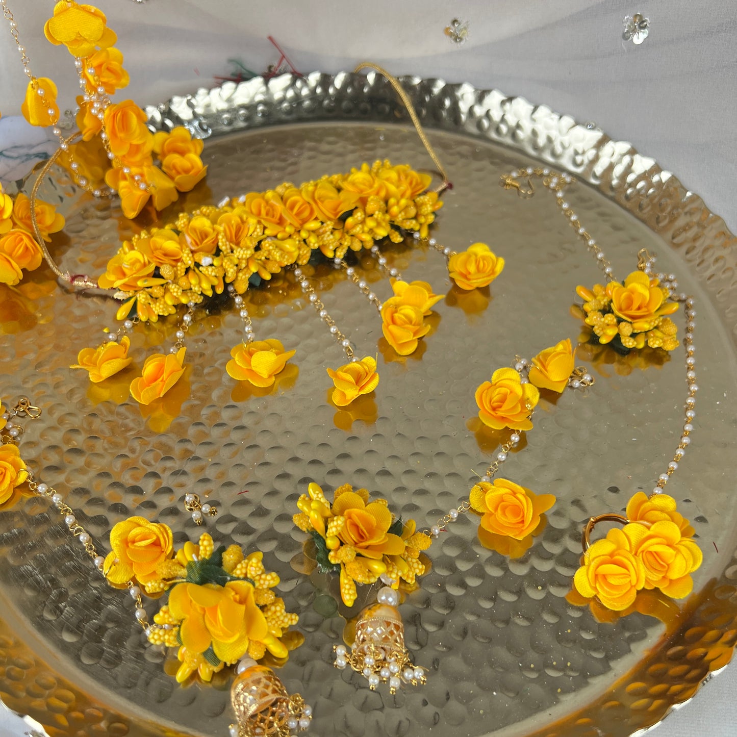 Floral | Faux Flower Choker set w/ and Bangle Kaleera