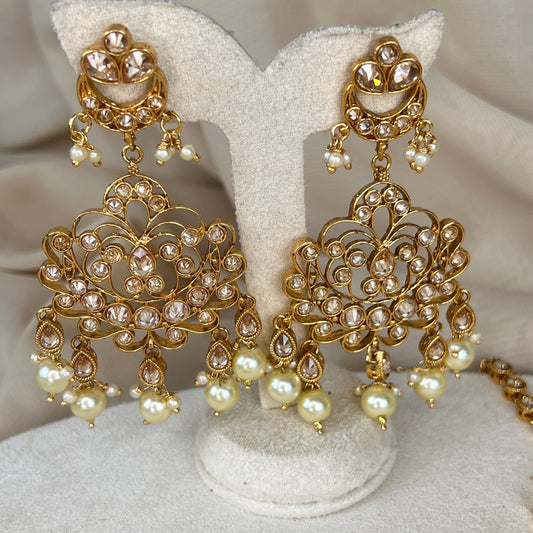 Gold Earring & Tikka Set