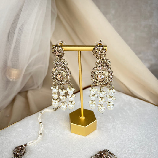 Pearl Semi Bridal Choker Set w/Jhoomar