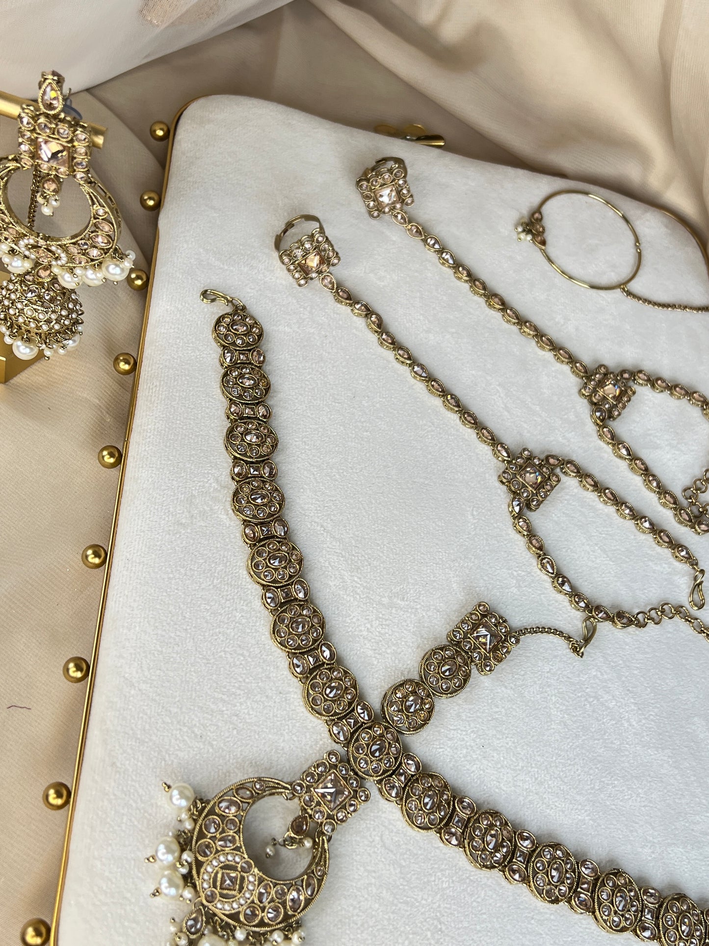 Full Pearl Bridal Set