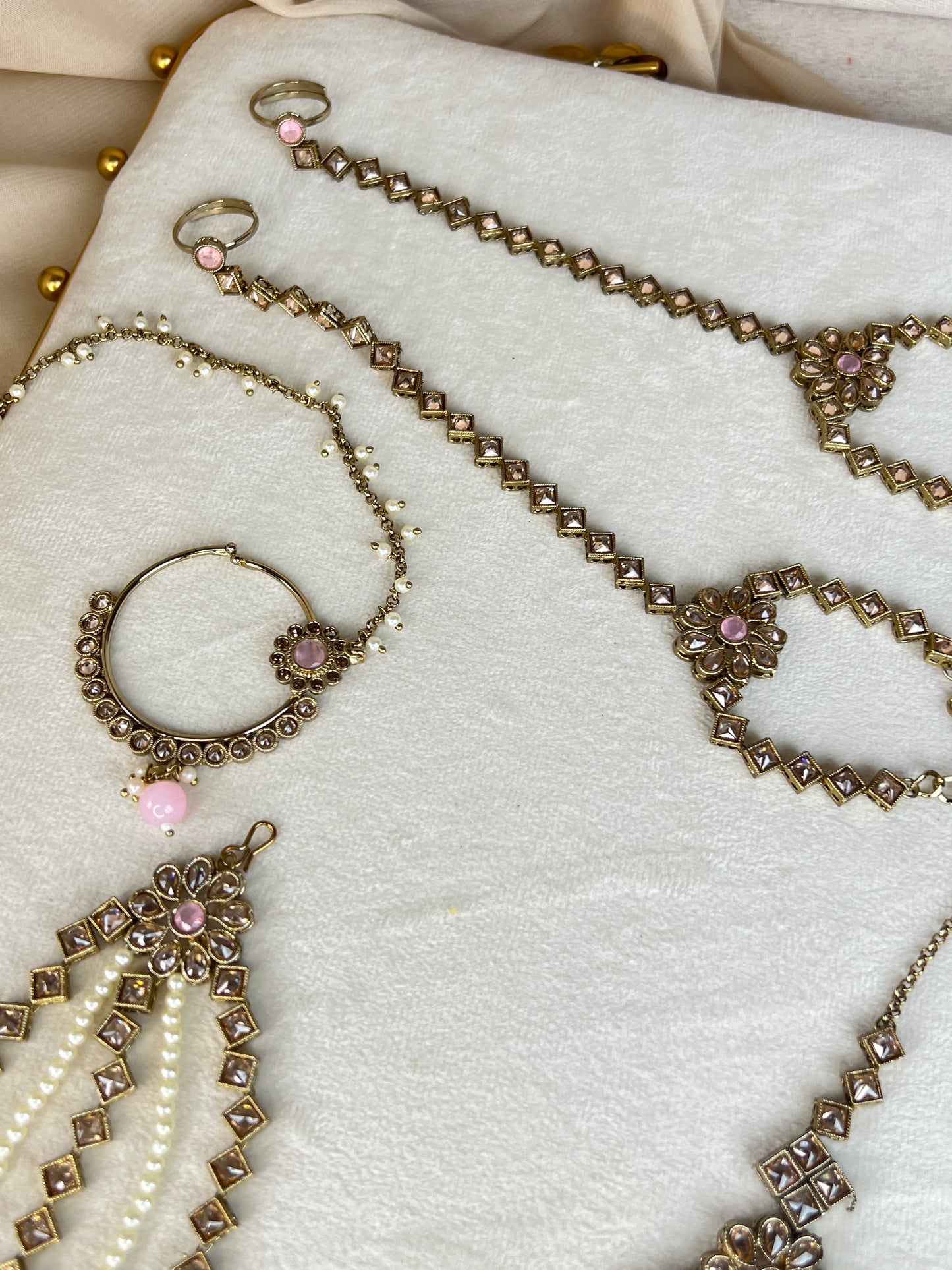 Full Choker Bridal Set