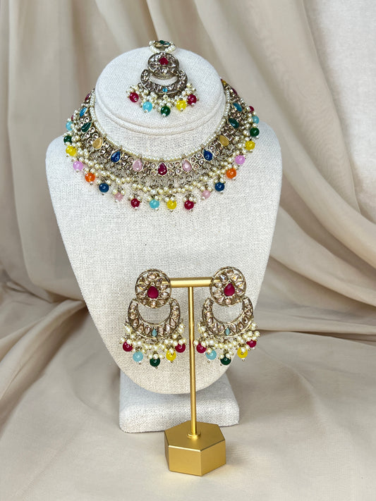 Small Gold Necklace Set