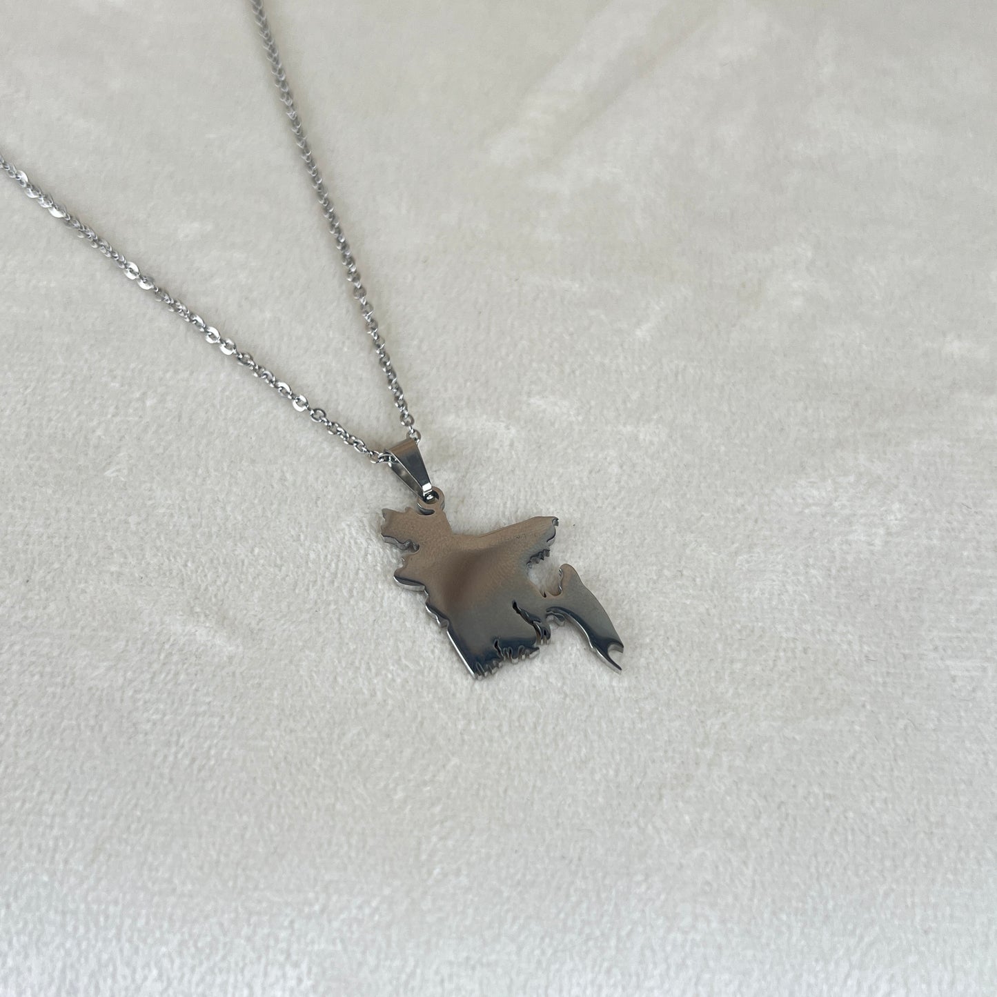 Bangladesh Pendant with Chain