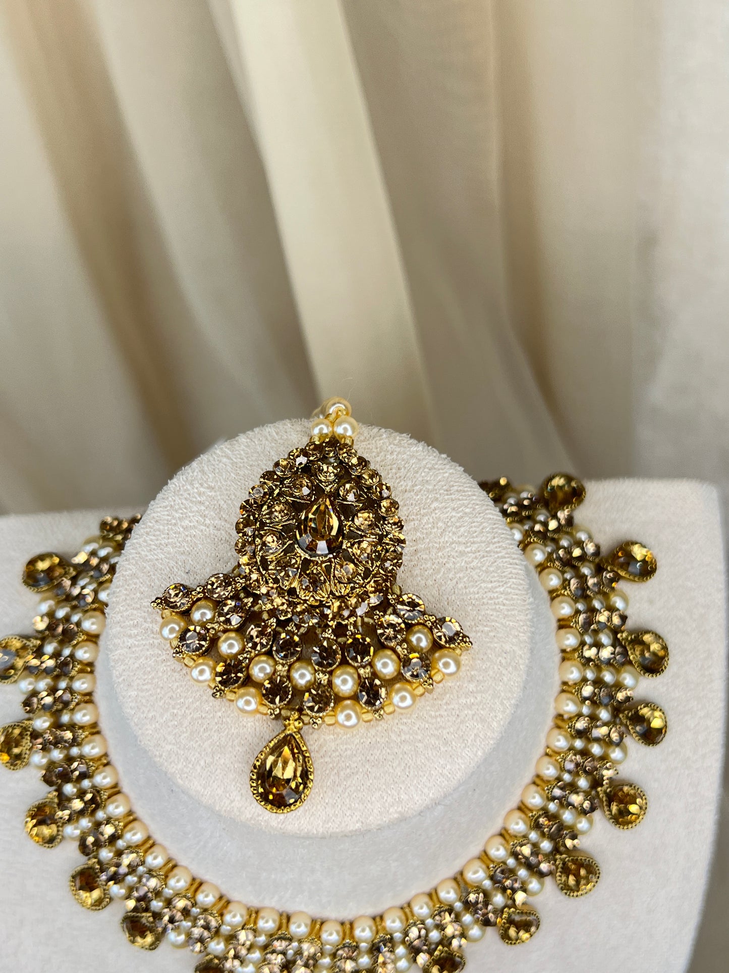 Gold Choker with Earring & Tikka
