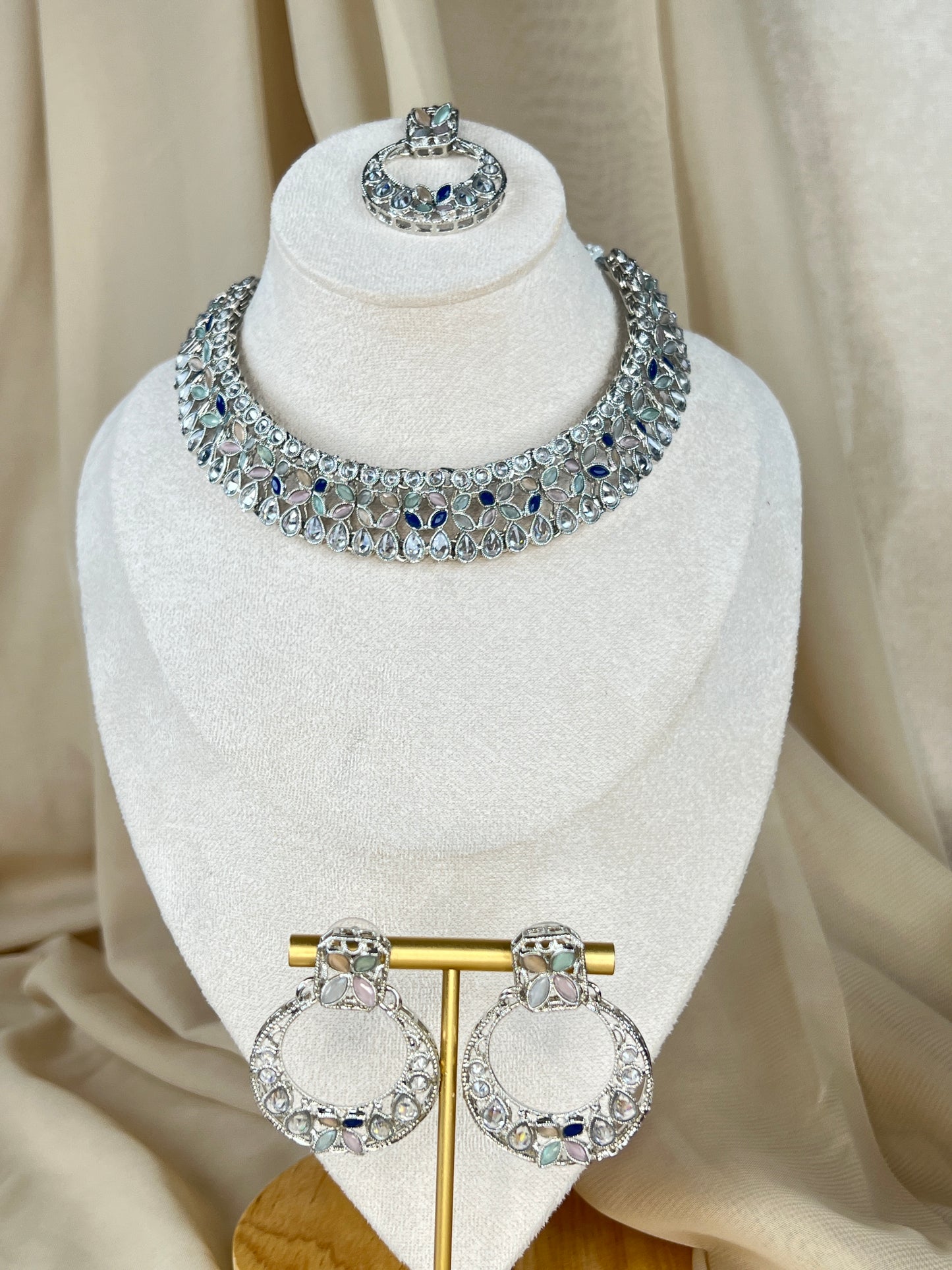 Silver Necklace Set