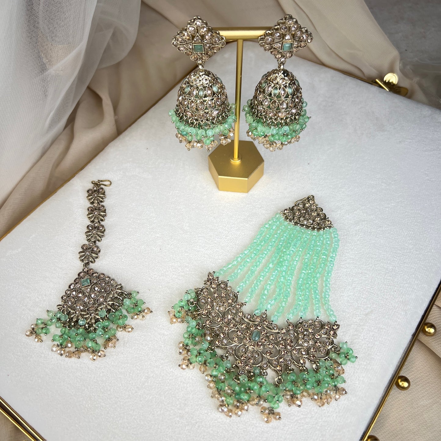 Pakistani Style Semi Bridal Set w/Jhoomar