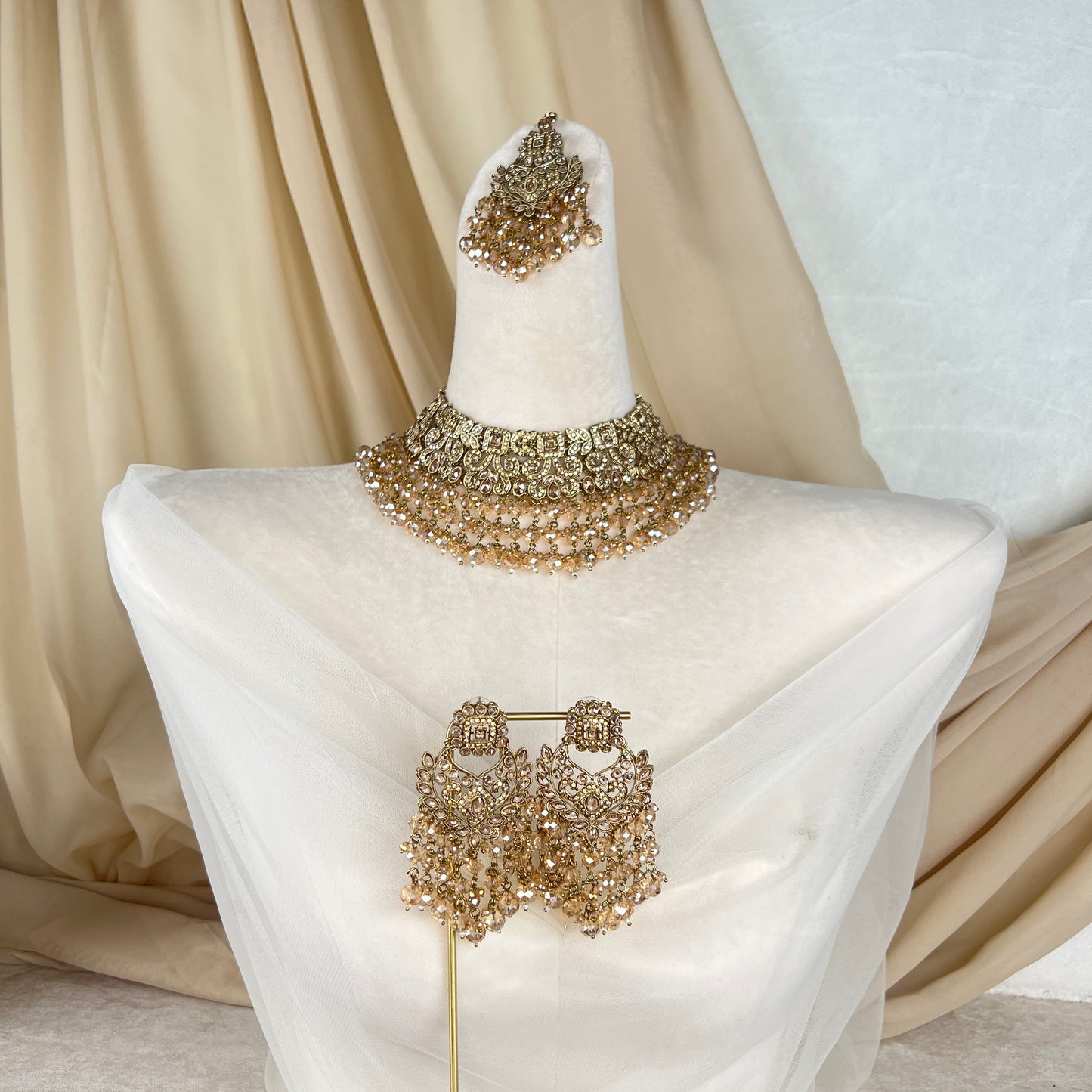 Pearl Semi Bridal Set