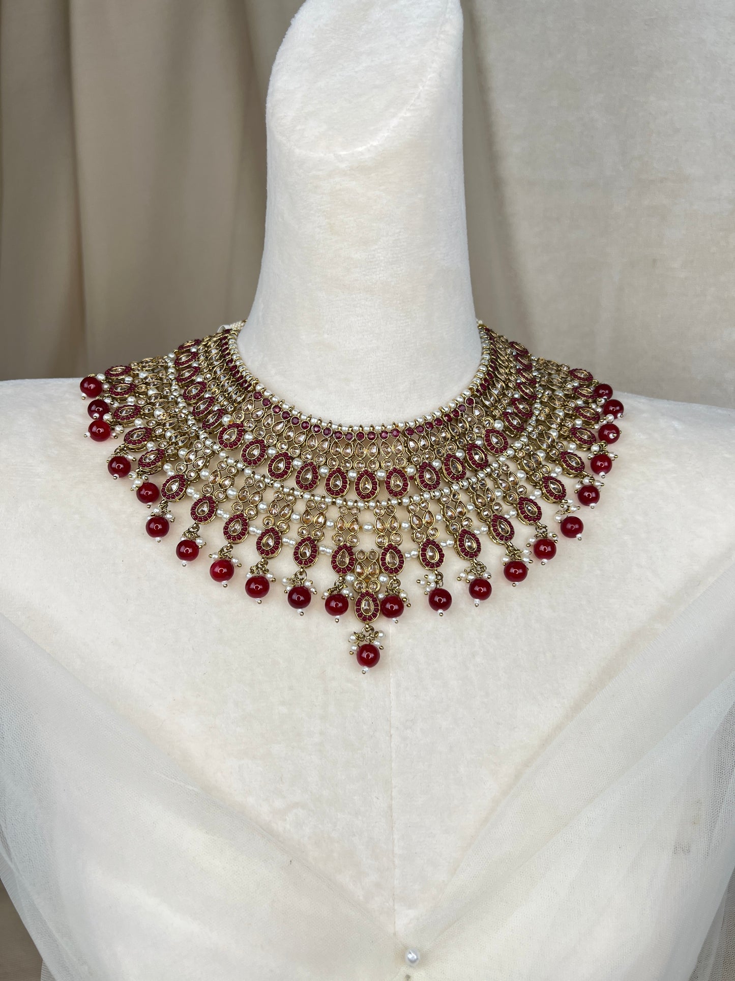 Bib Style Polki Semi Bridal Choker set