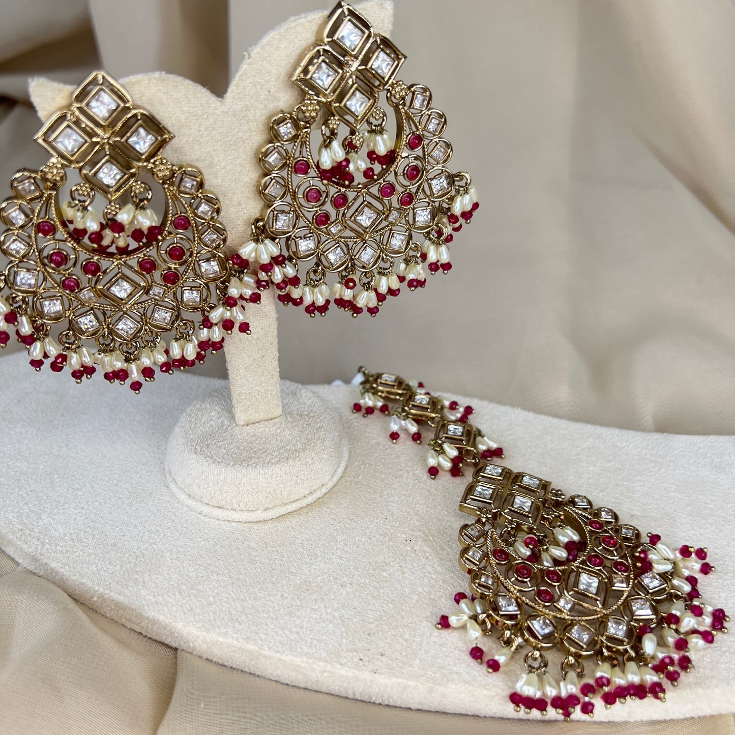 Kundan Oversized Earring and Tikka Set