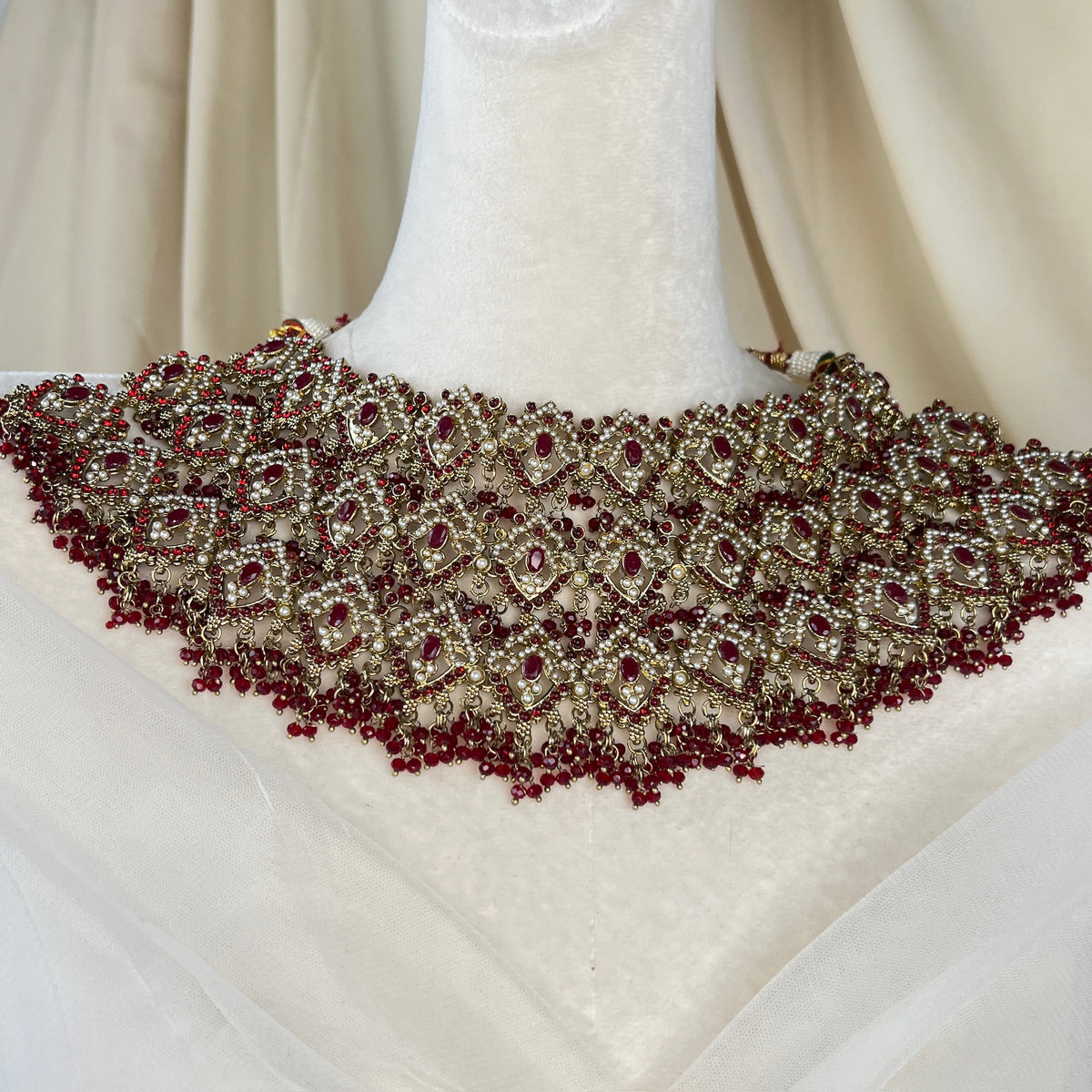 Large Bib/Choker Style Semi Bridal w/Jhoomar