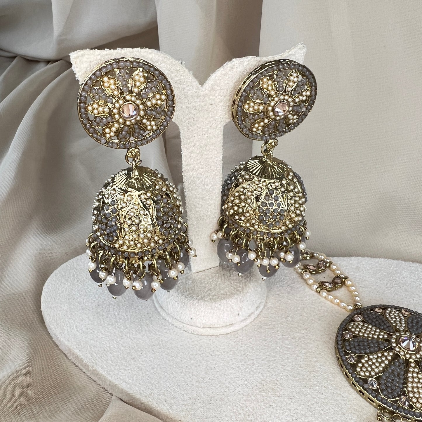 Nauratan Jhumka Oversized Earring and Tikka Set