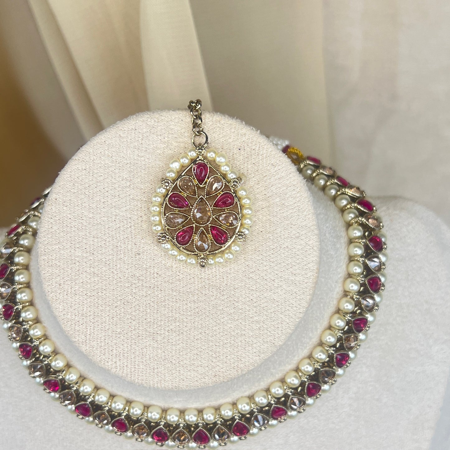Dainty Necklace | Choker set w/Jhumka Earrings
