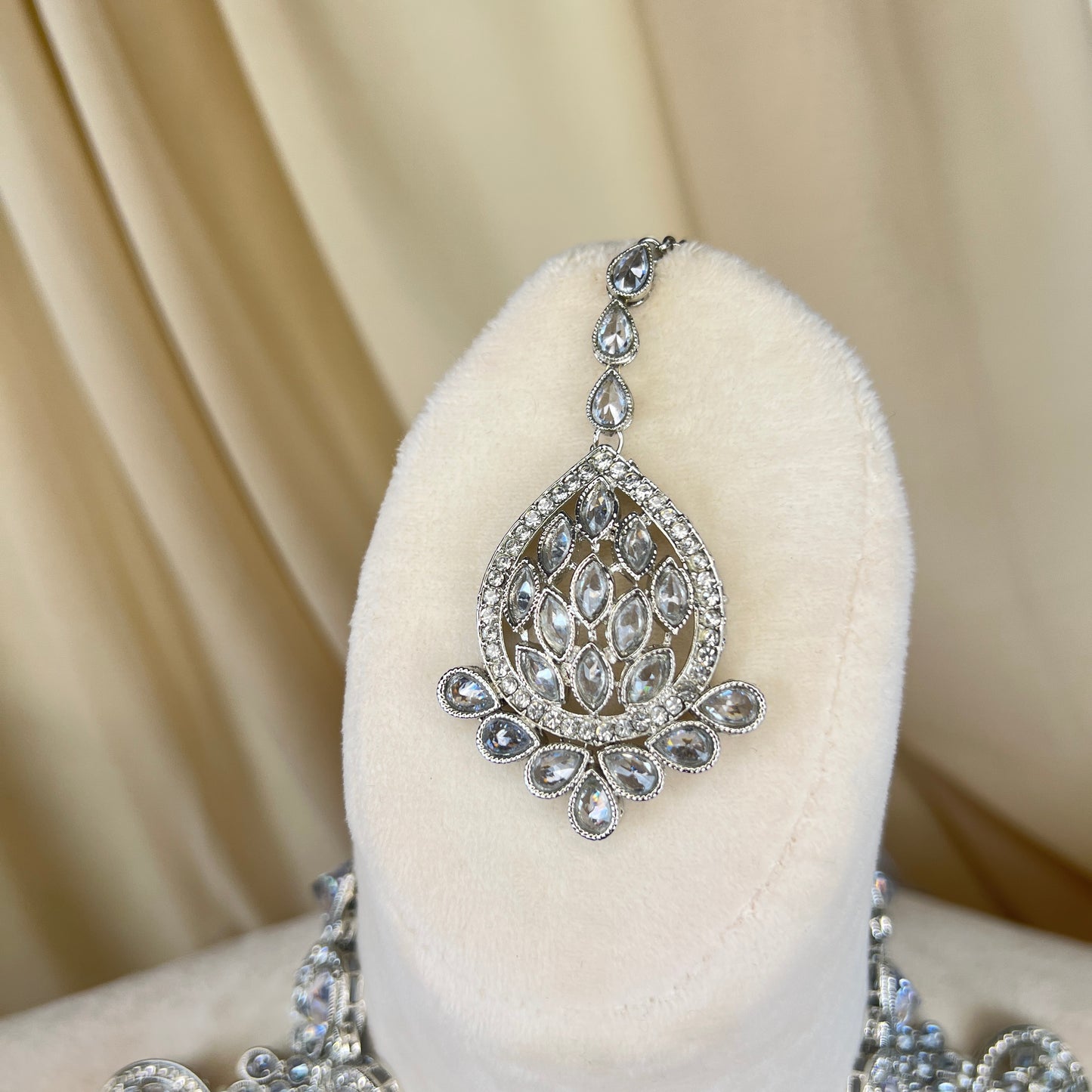 Double Choker Semi Bridal Set