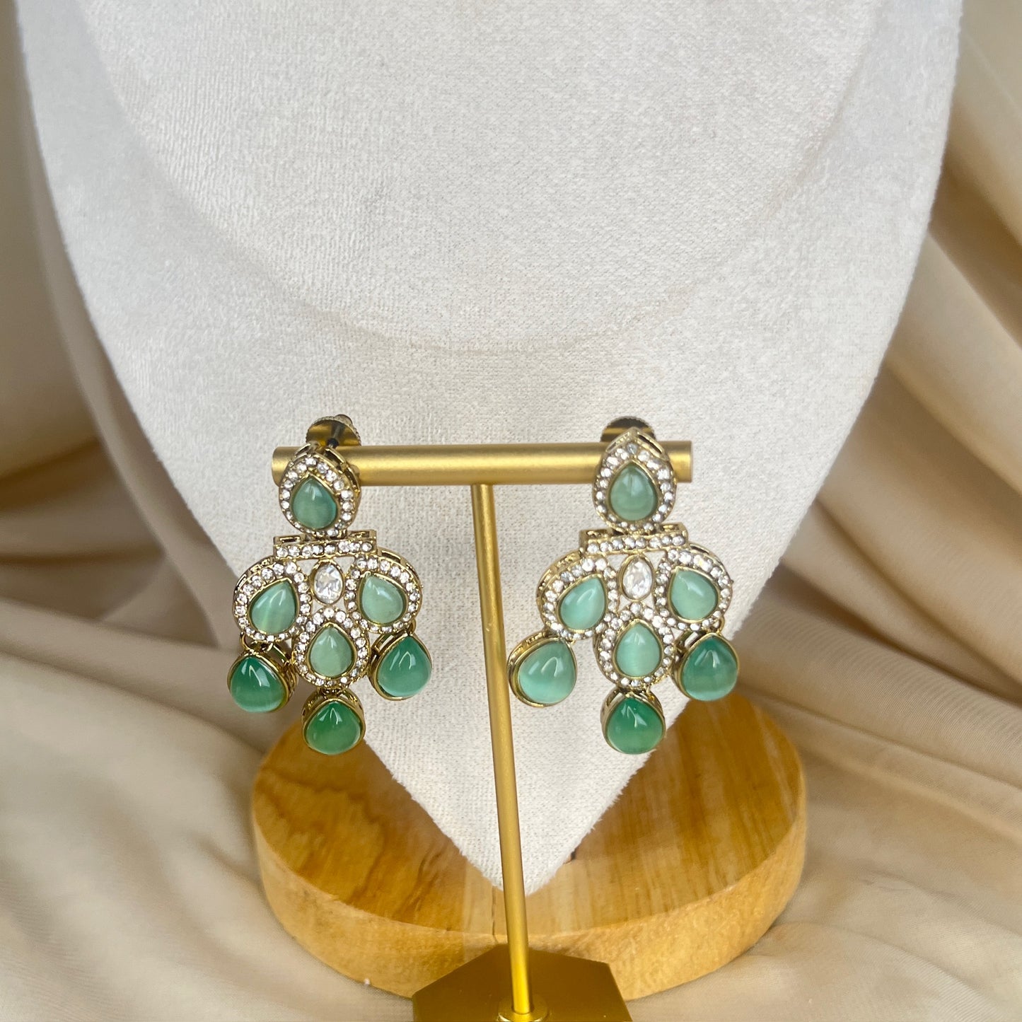 Kundan Necklace Set