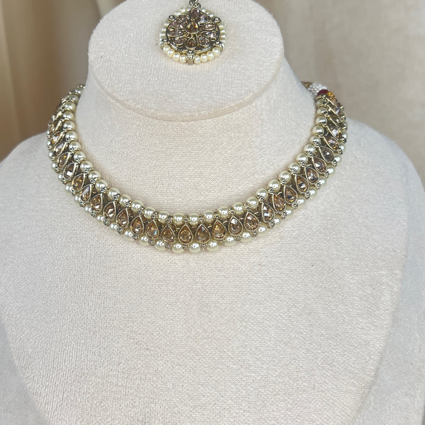 Dainty Necklace | Choker set w/Jhumka Earrings
