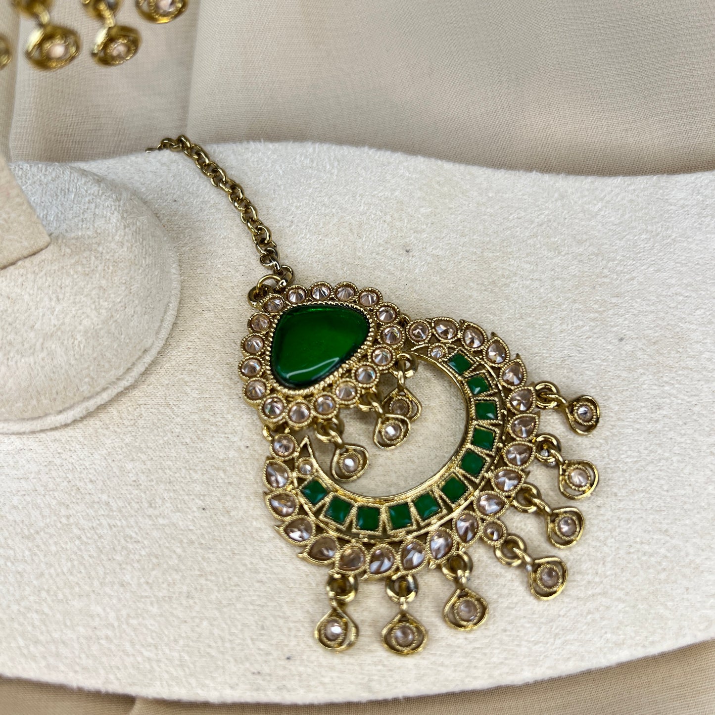 Oversized Earring and Tikka Set