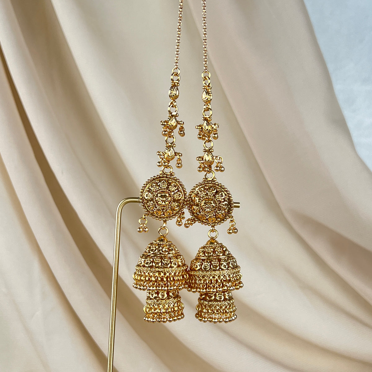 Large Traditional Gold Jhumka