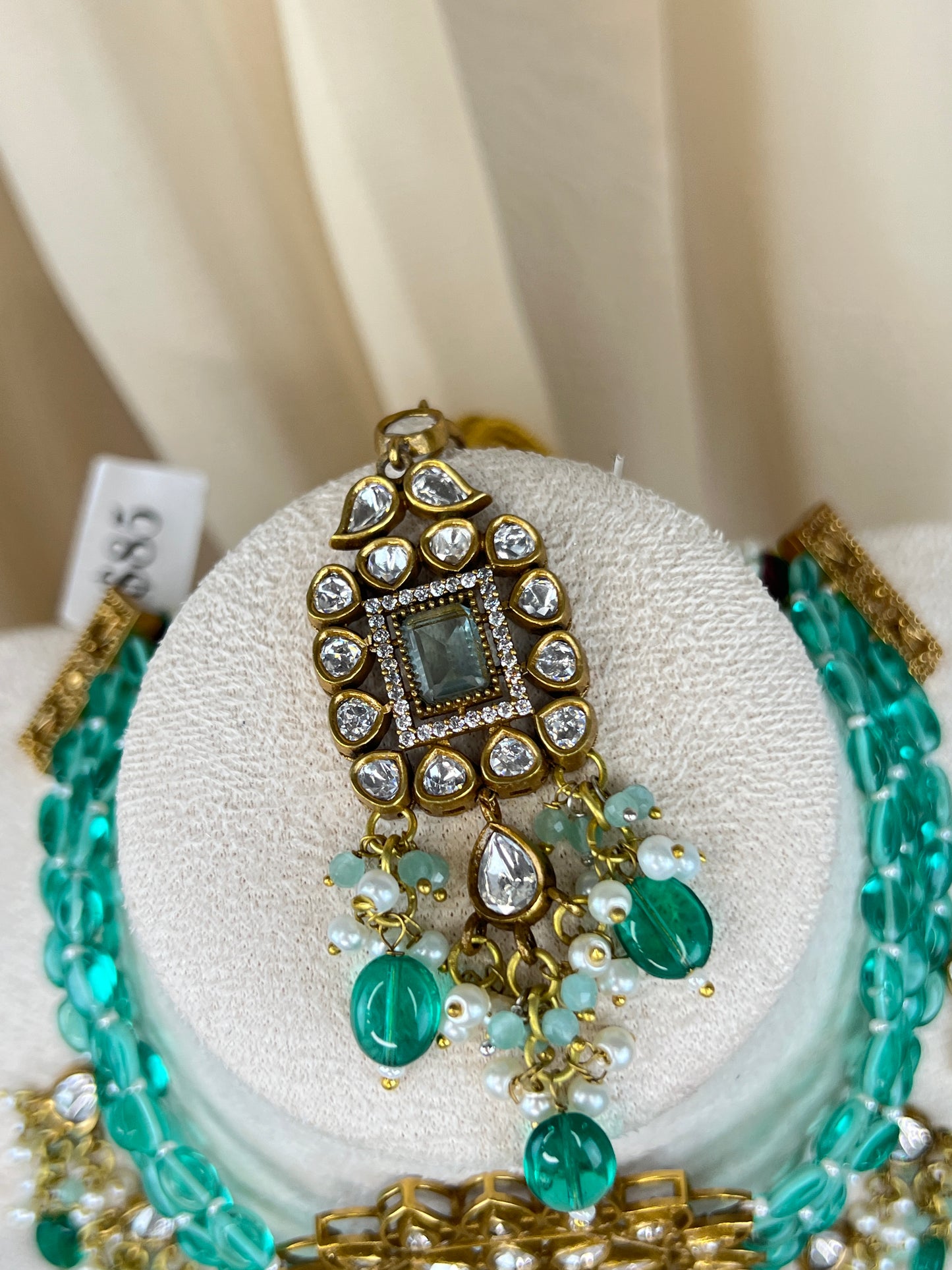Pachi Kundan Choker Set