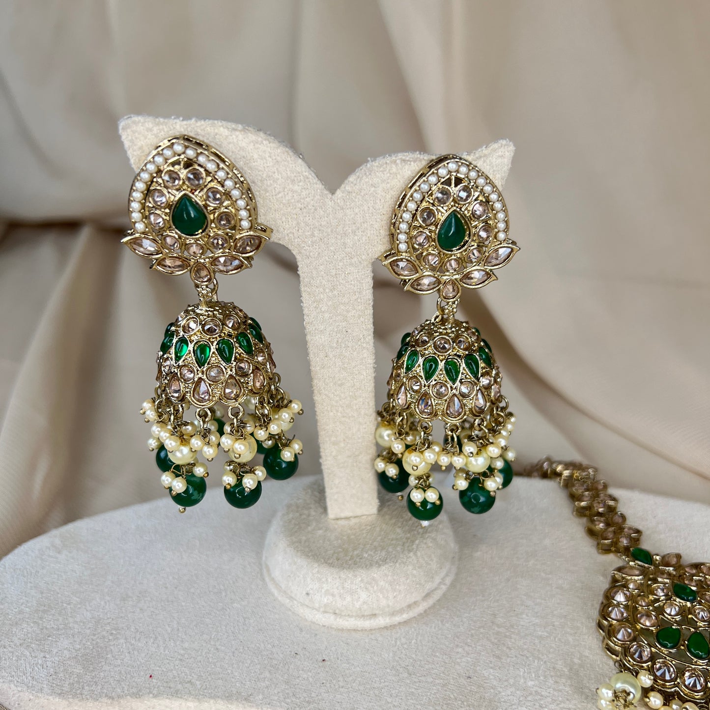 Jumka Earring with Oversized Tikka Set