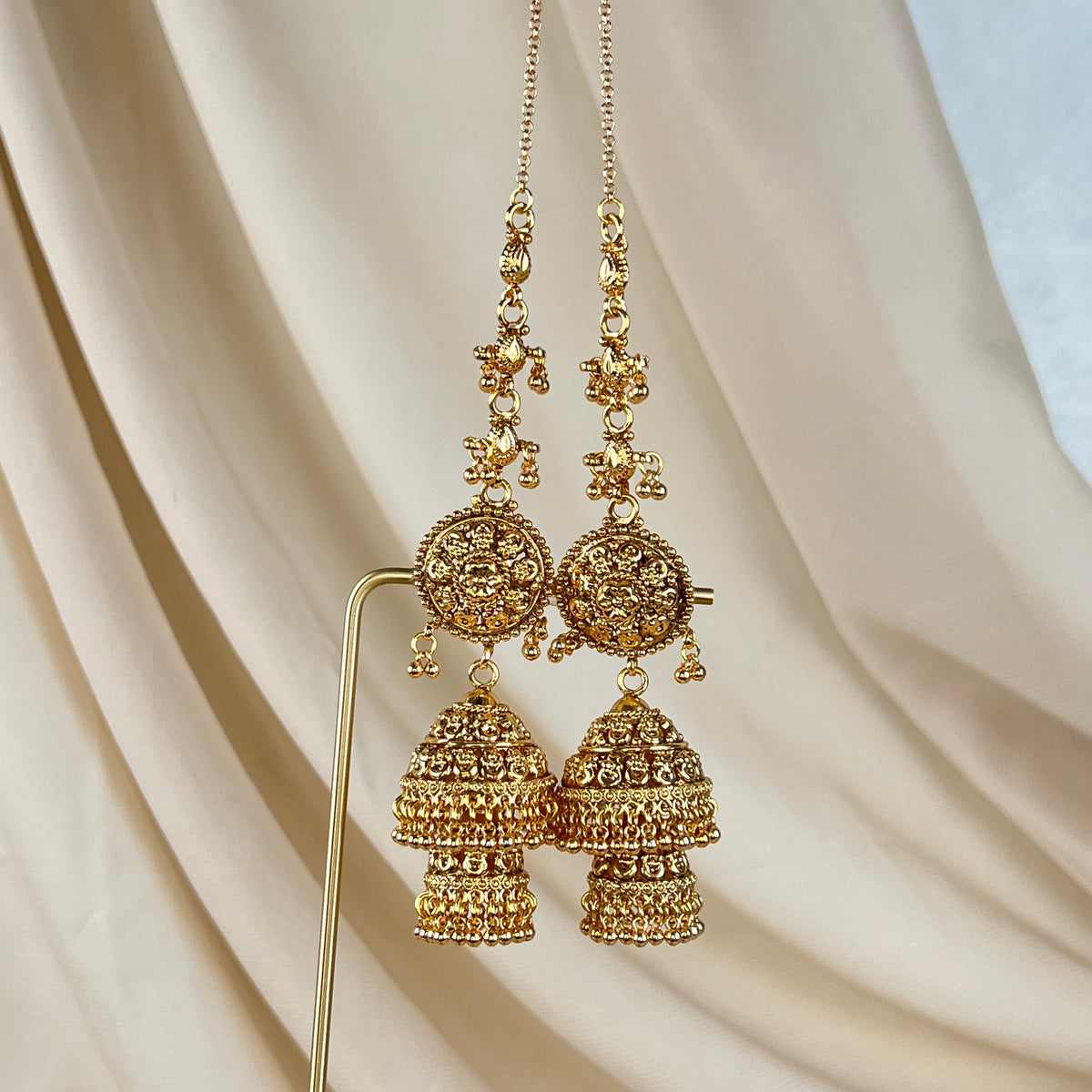 Large Traditional Gold Jhumka