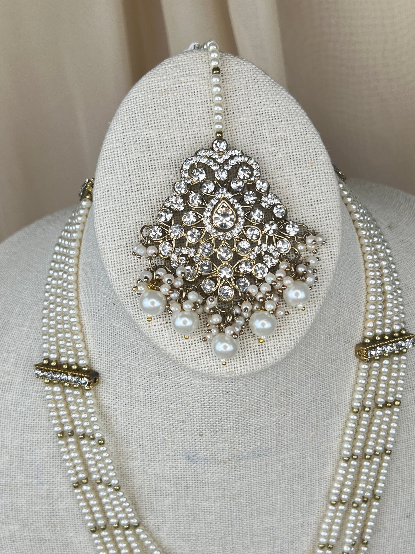 Gold Stone Long Haar Necklace Set
