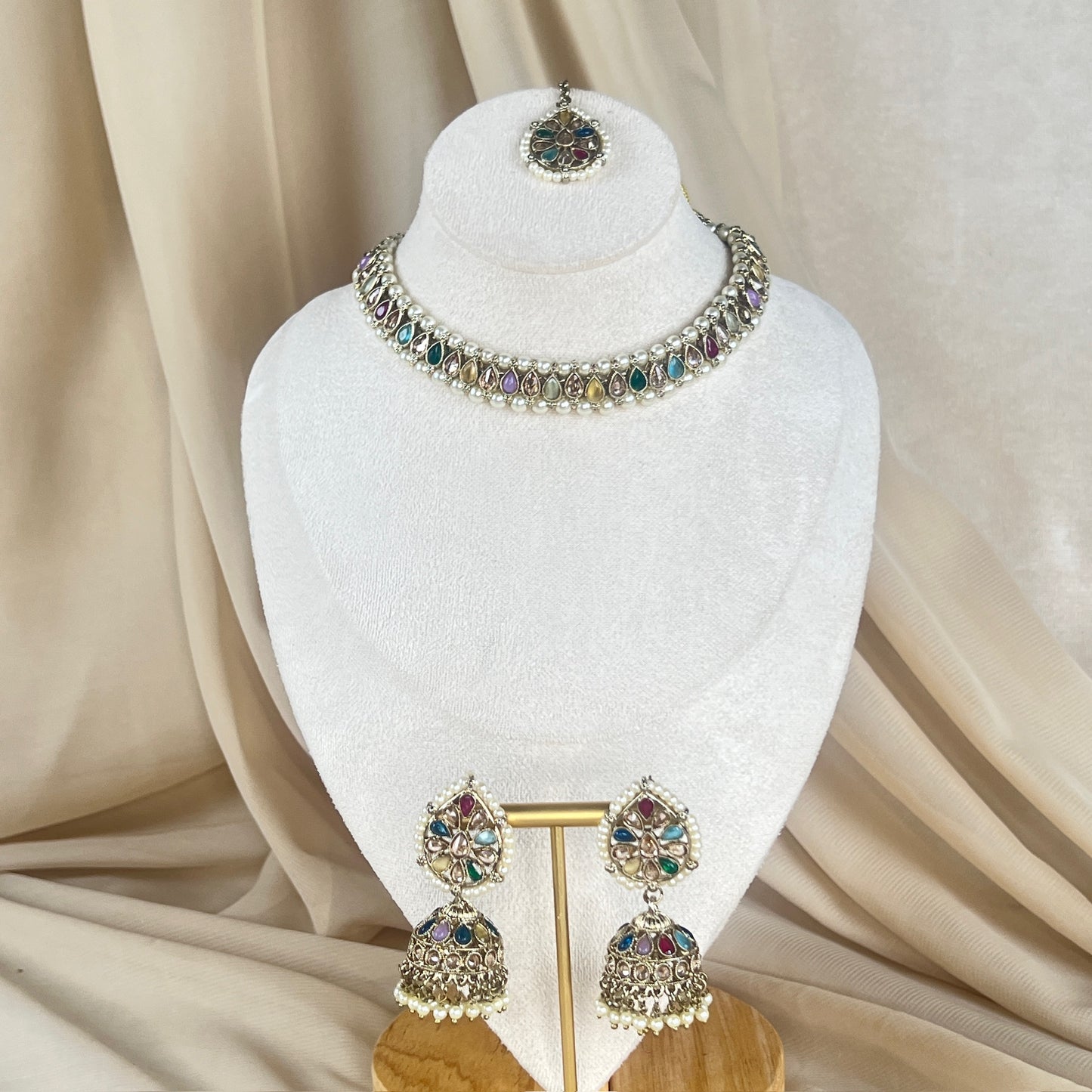 Dainty Necklace | Choker set w/Jhumka Earrings