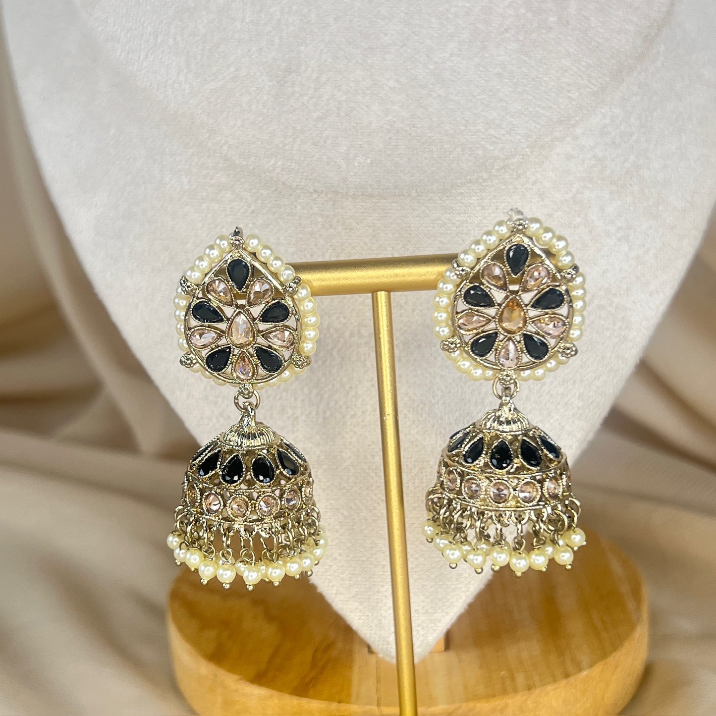 Dainty Necklace | Choker set w/Jhumka Earrings