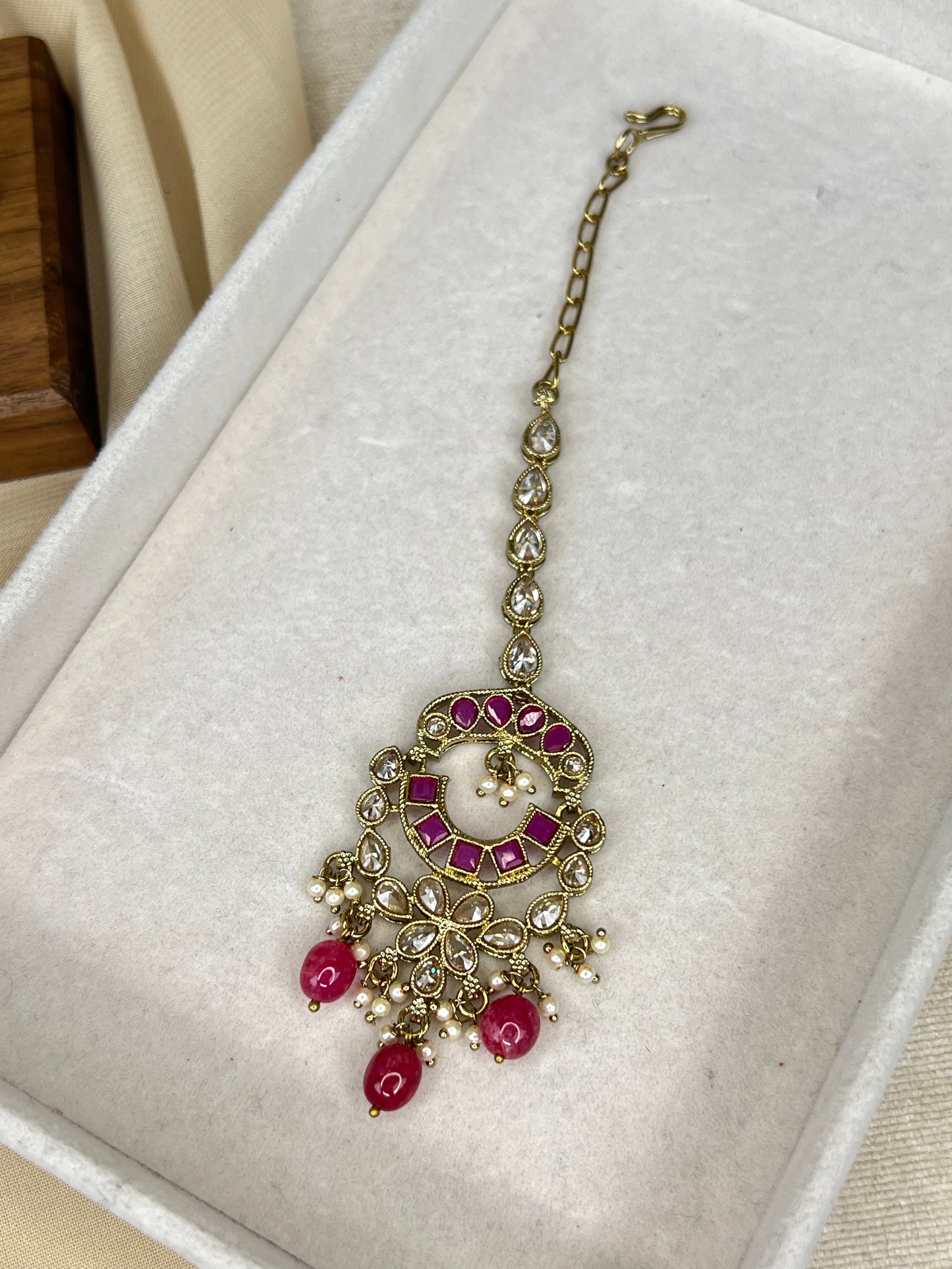 Semi Bridal Choker Set