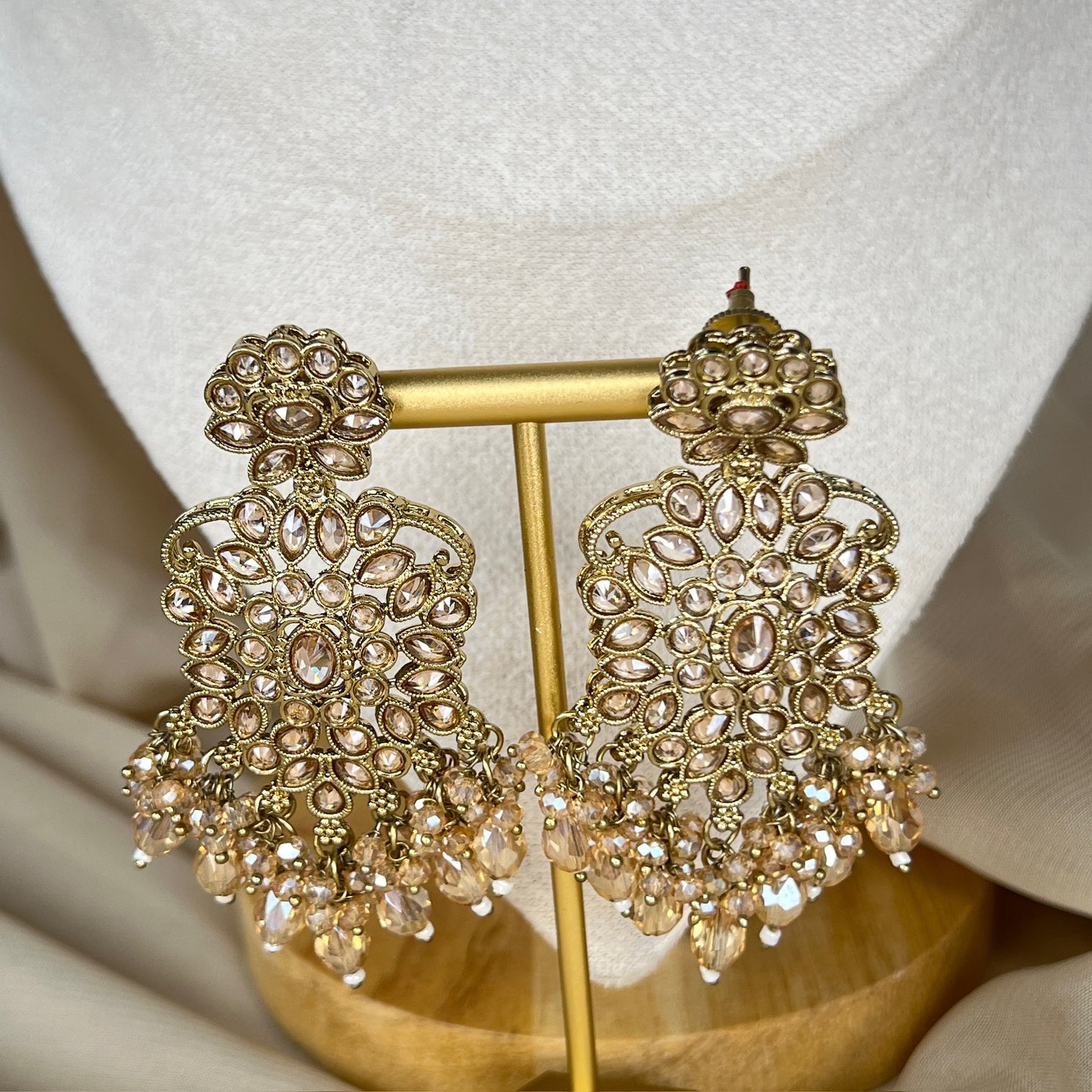 Necklace Set w/Earrings & Tikka