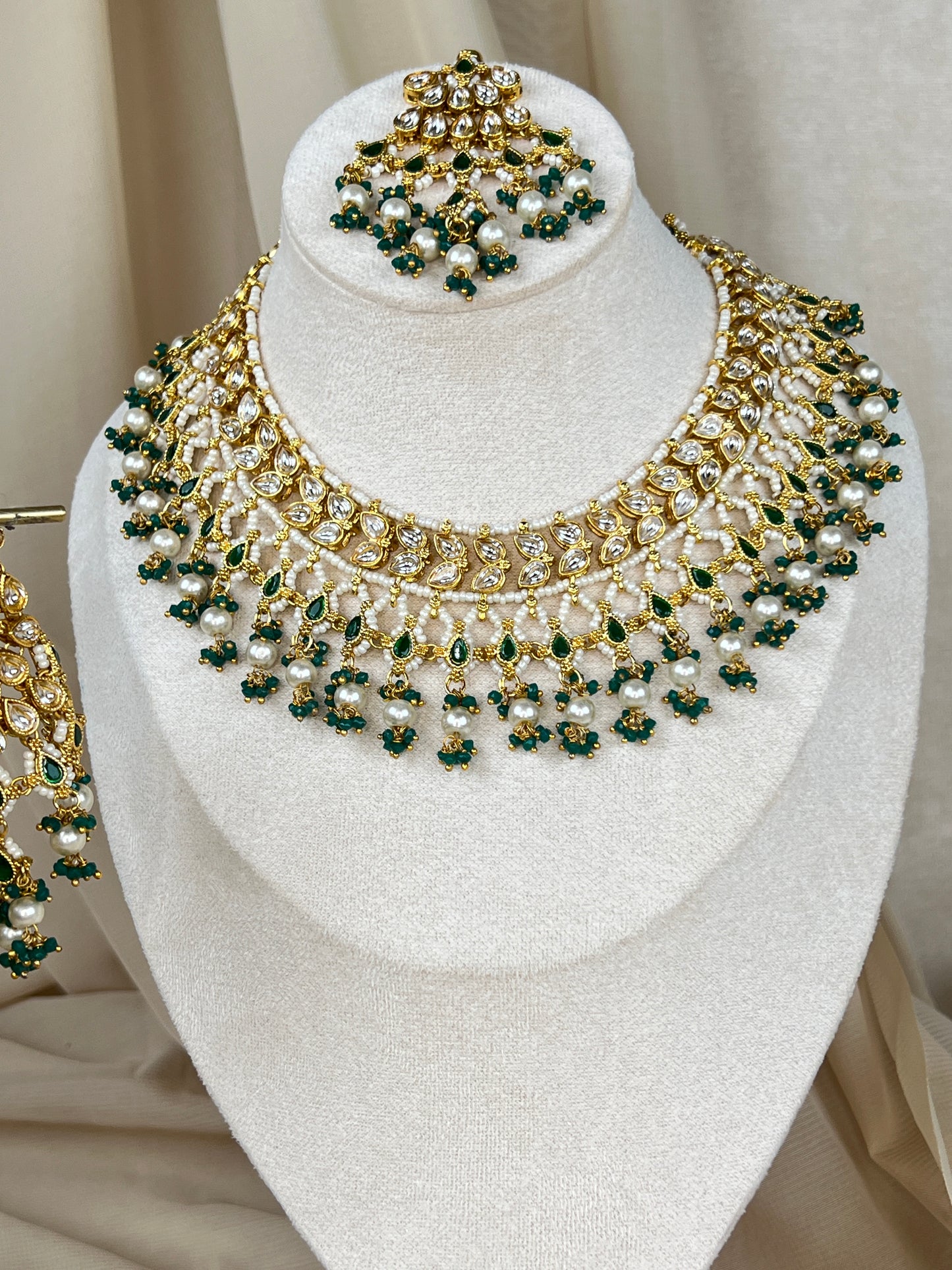 Kundan Necklace Set