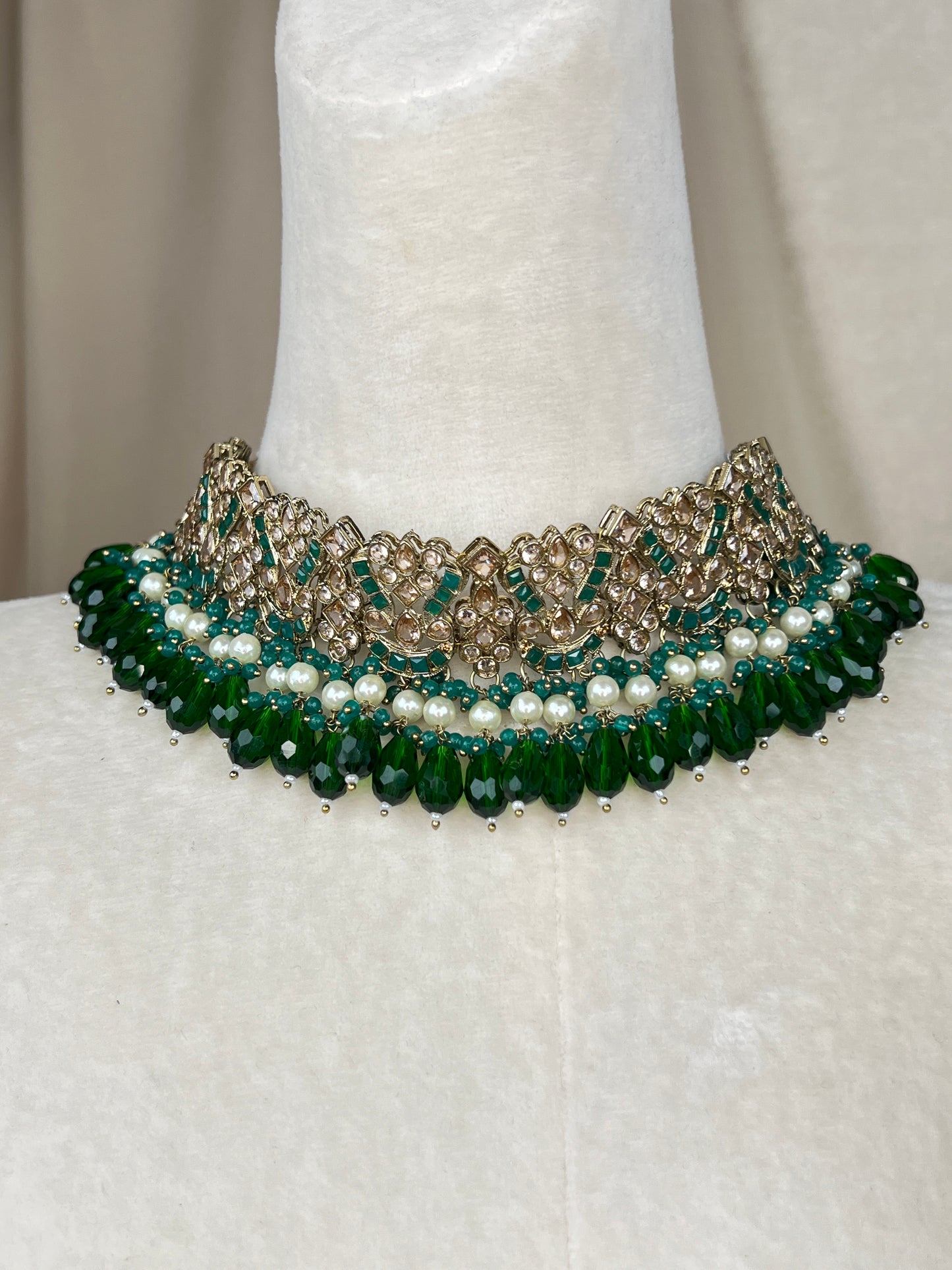Pakistani Semi Bridal Choker Set w/Jhommar