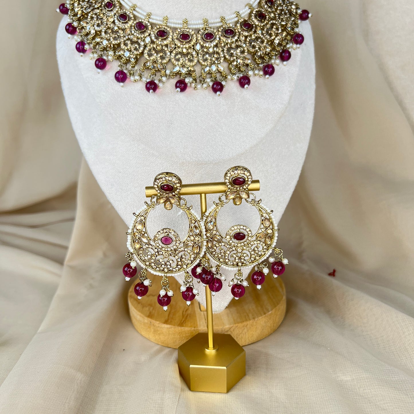 Gold Necklace Set