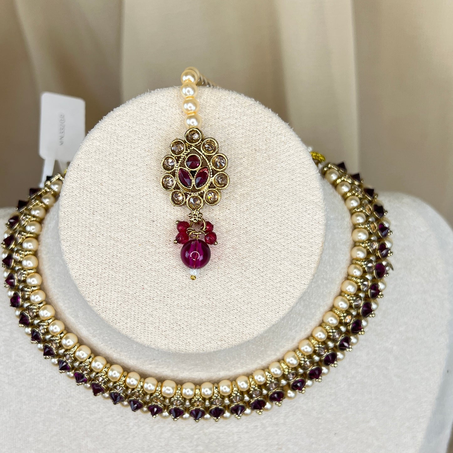 Dainty Necklace Set with Jhumka