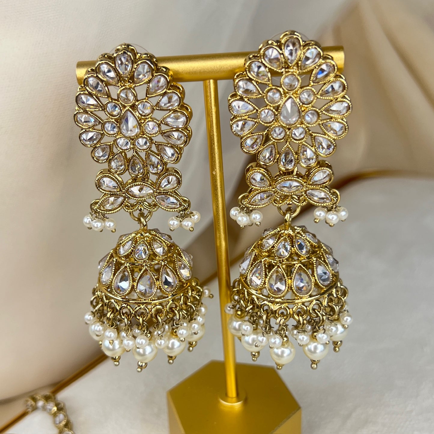 Large Semi Bridal Choker Bib Set