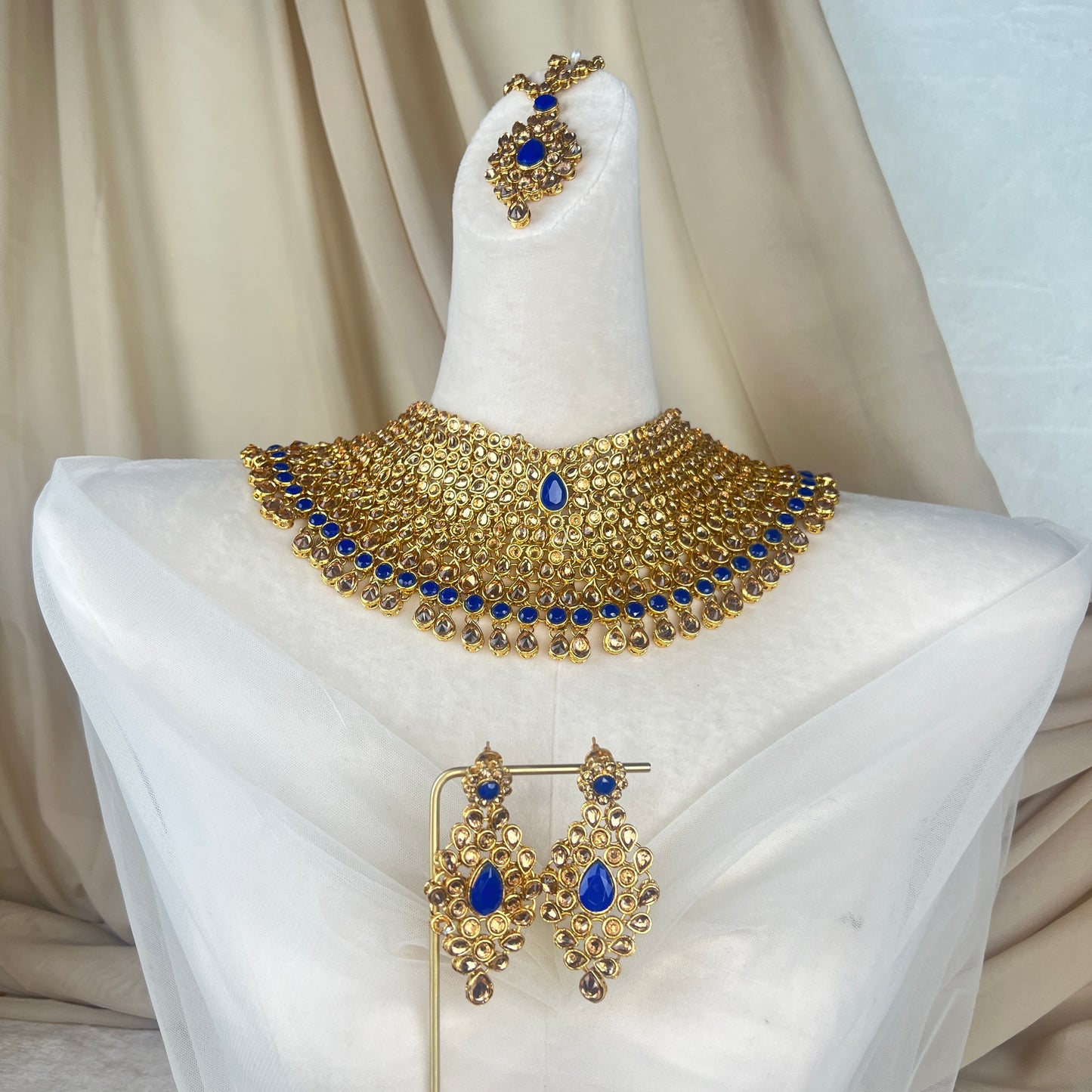 Budget Friendly Semi Bridal Set