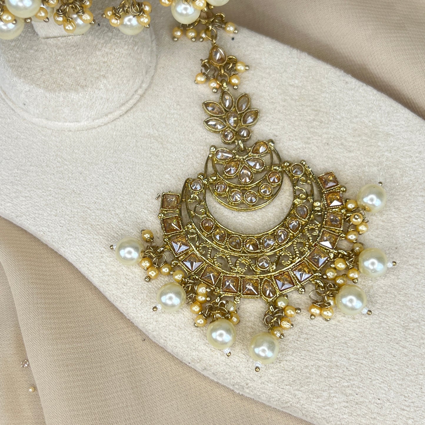 Oversized Earring and Tikka Set