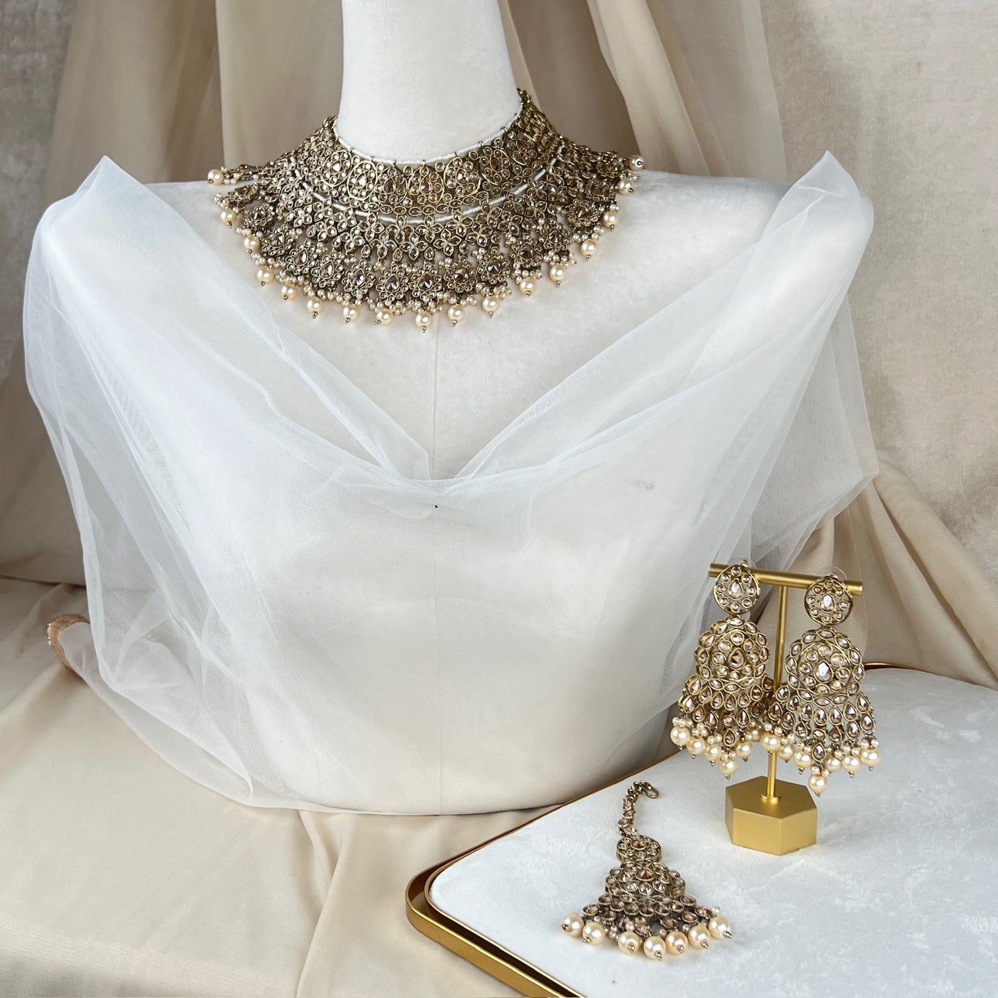 Large Semi Bridal Choker Bib Set