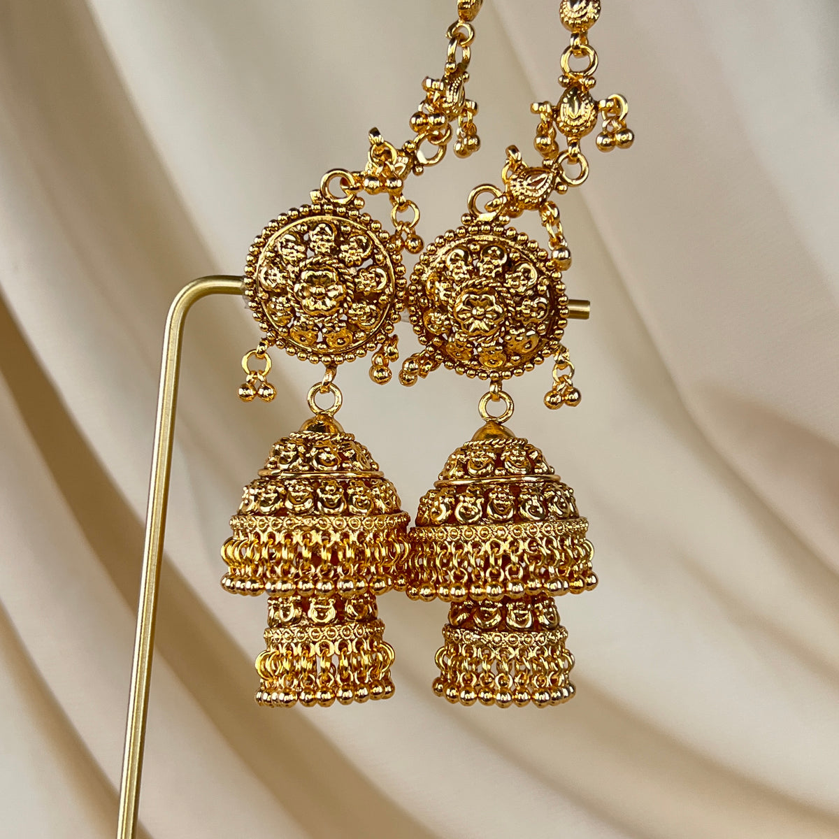 Large Traditional Gold Jhumka
