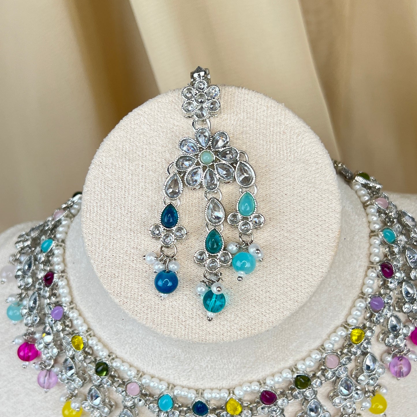 Dainty Silver Necklace Set
