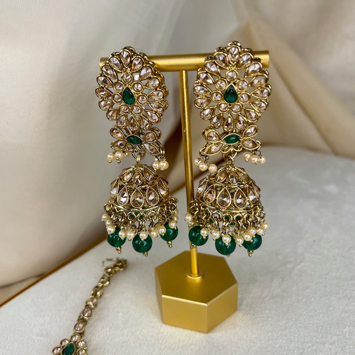Large Semi Bridal Choker Bib Set