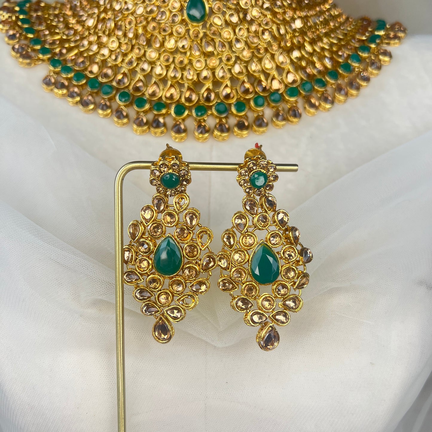 Budget Friendly Semi Bridal Set