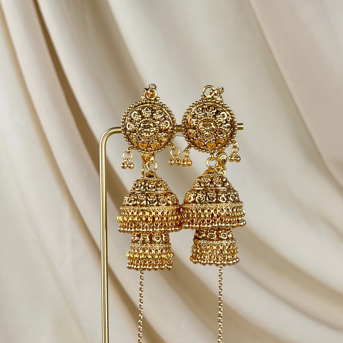 Large Traditional Gold Jhumka
