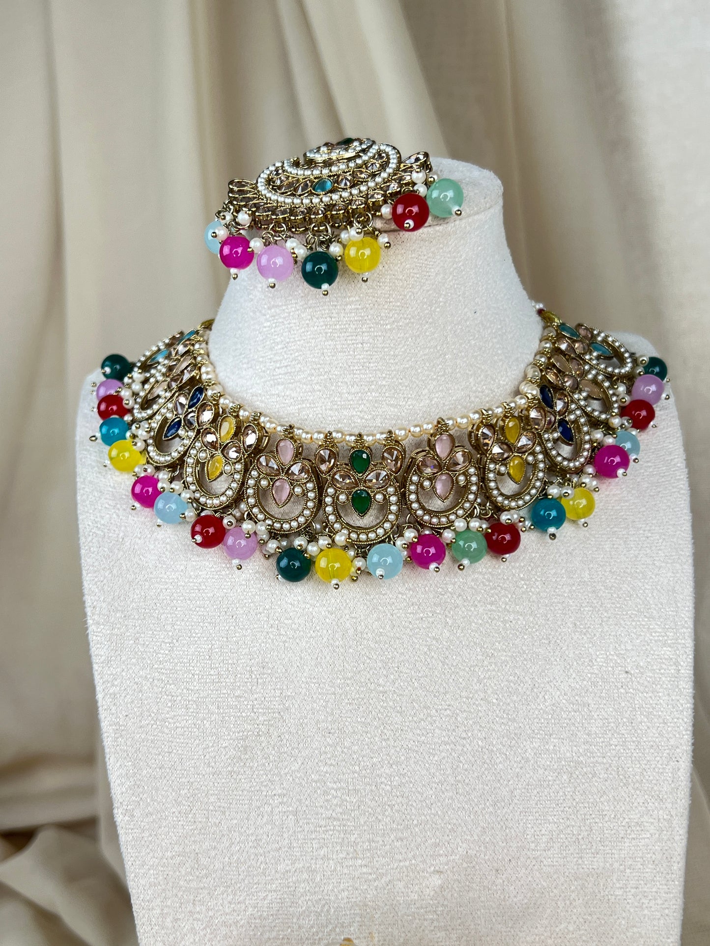 Choker Set