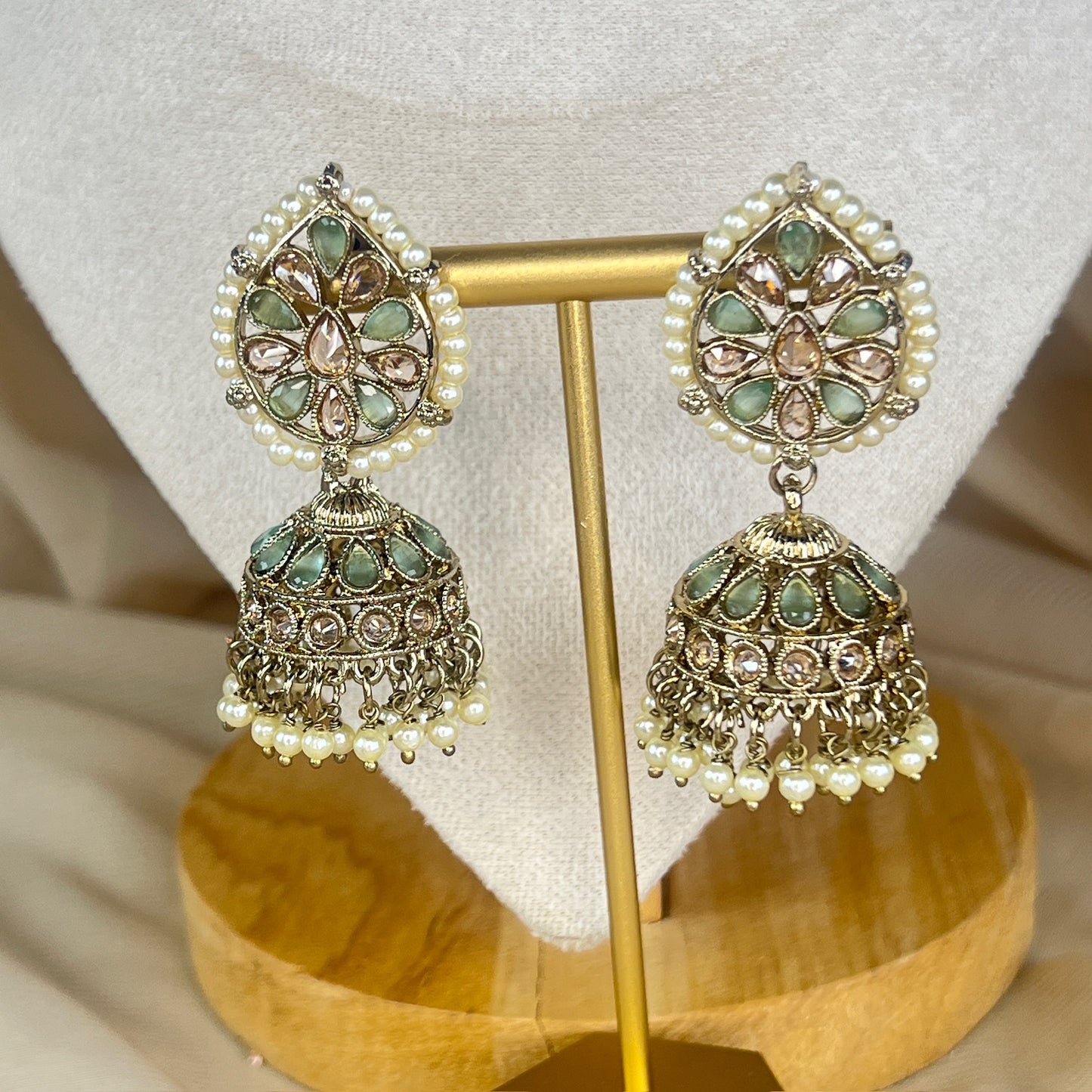 Dainty Necklace | Choker set w/Jhumka Earrings