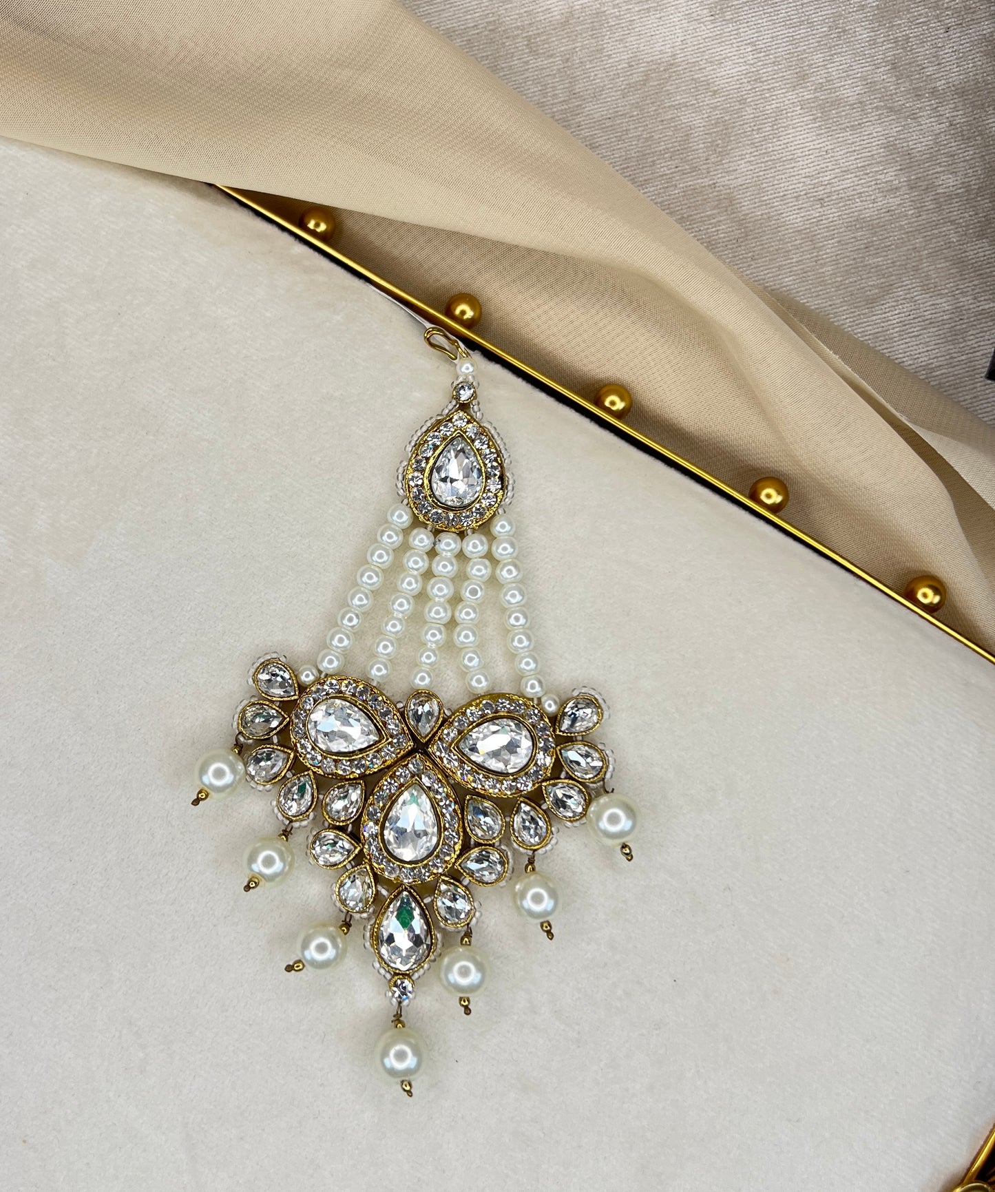 Pearl Side Tikka Headpiece | Jhoomar | Japta | Passa