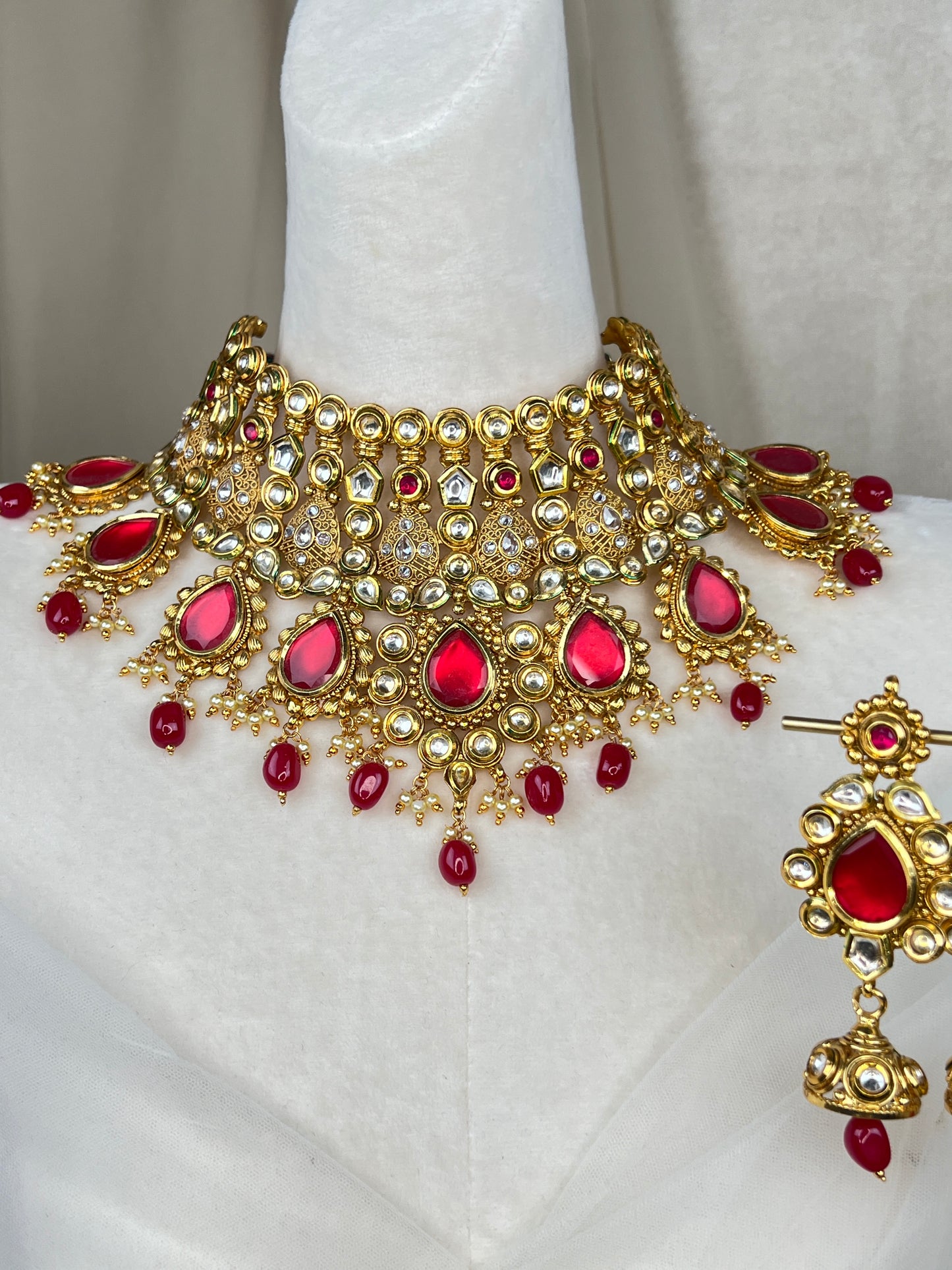 Semi Bridal Choker Set