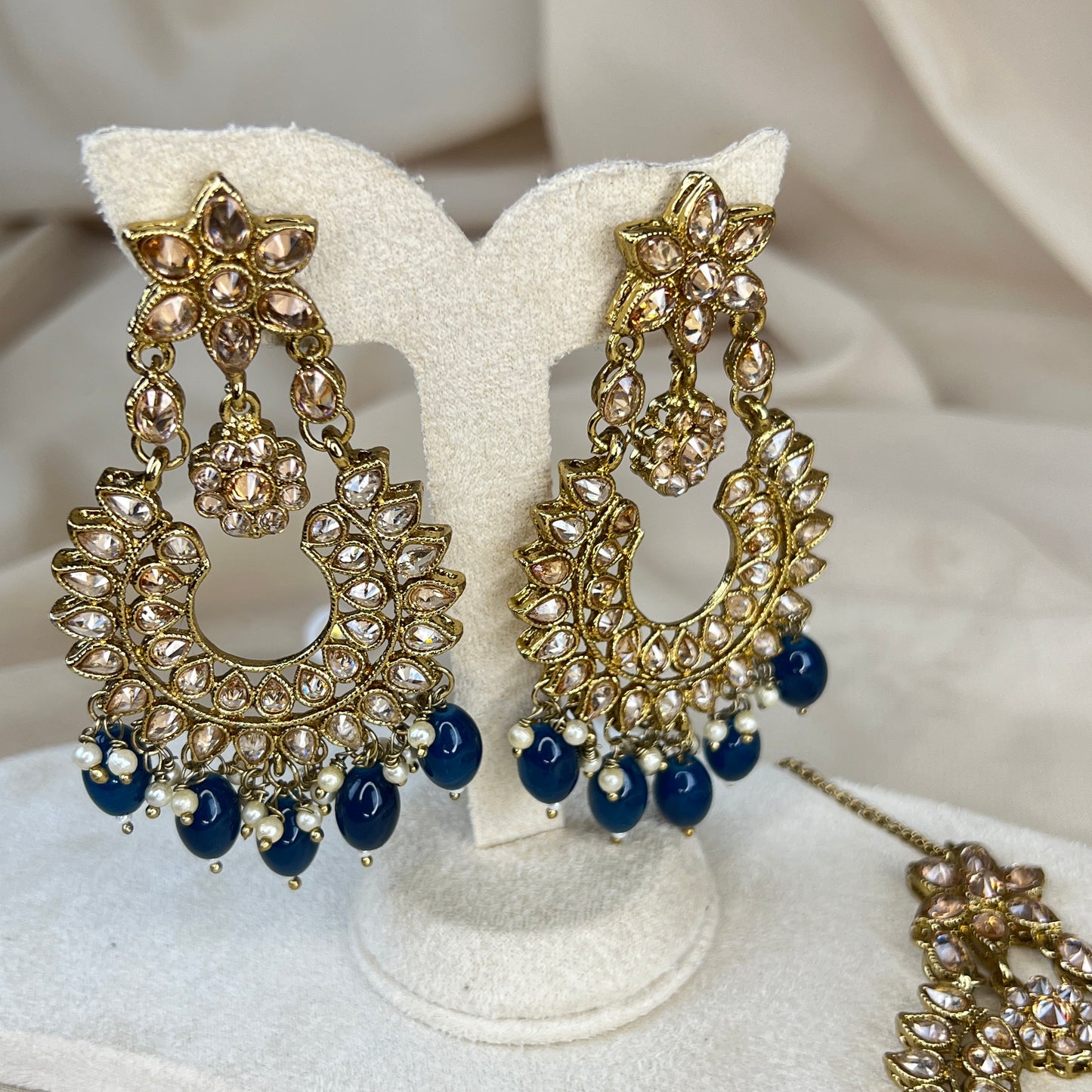 Oversized Polki Earring and Tikka Set