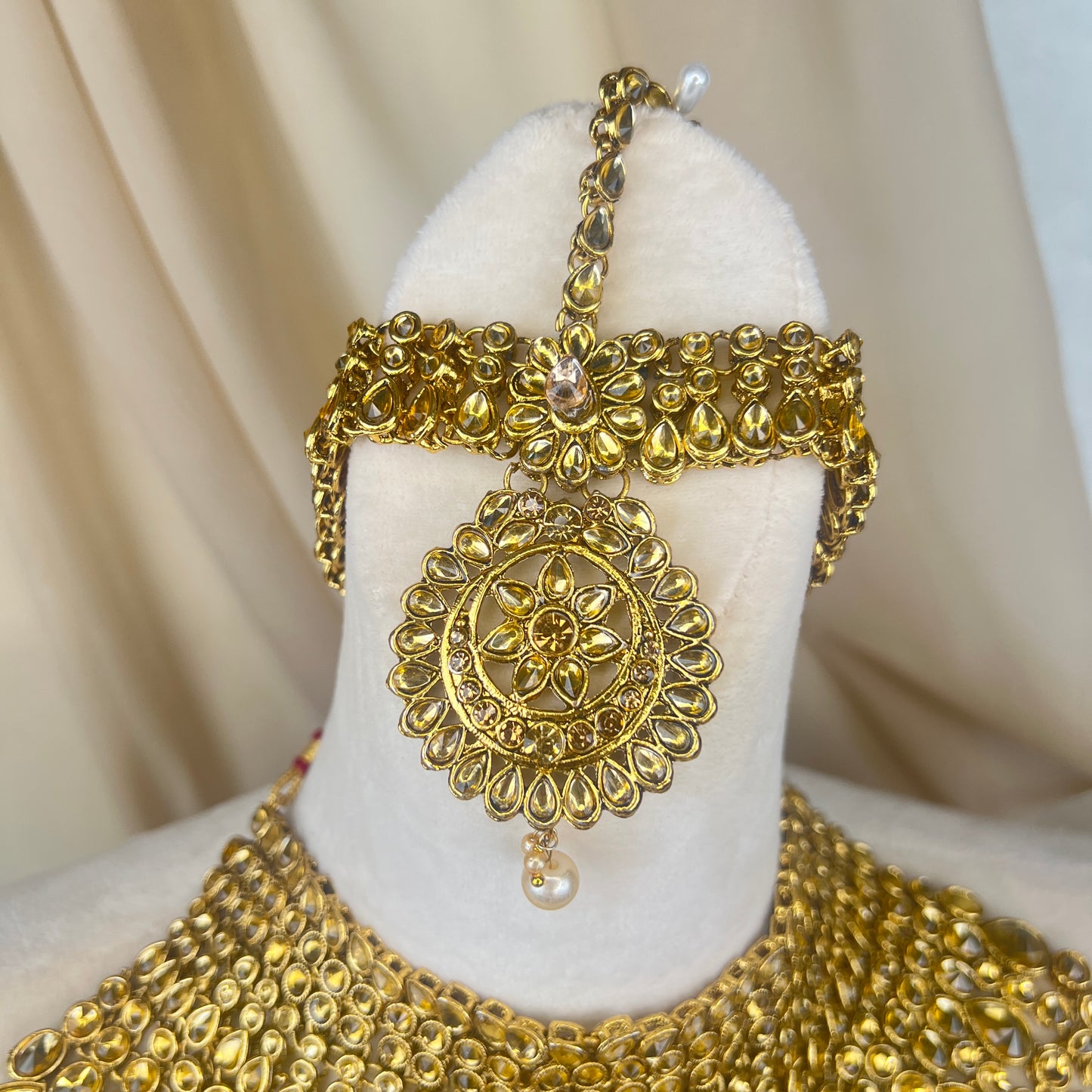 Budget Friendly Semi Bridal Set